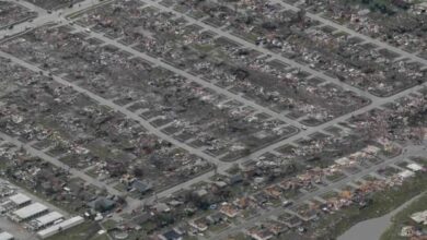 Moore após furacão deixar a cidade devastada