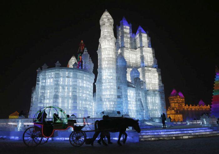 As esculturas surpreendentes do 2015 Harbin Ice E Festival de Neve (14)